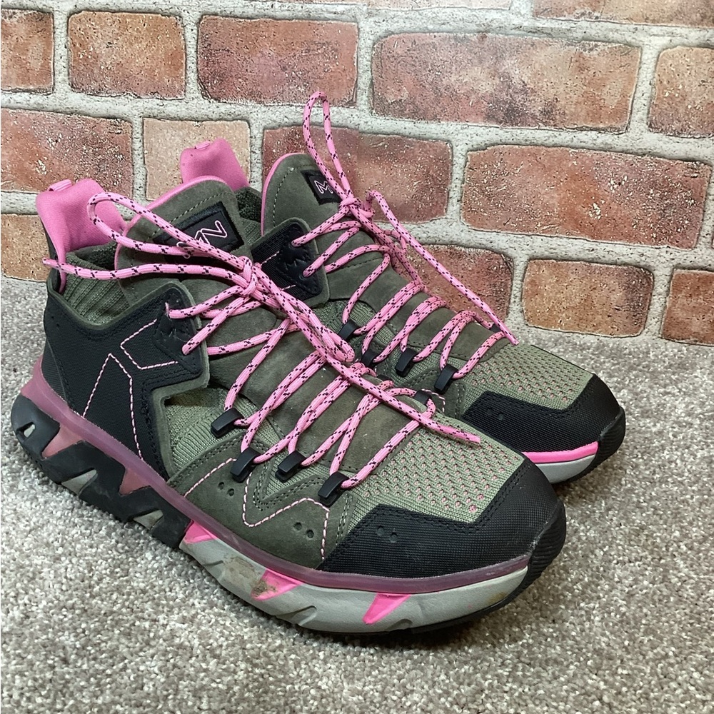 Mark Nason Womens Ziggy - Calla sneakers size 9
